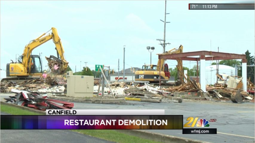 Arby's walls tumble down in Canfield - WFMJ.com